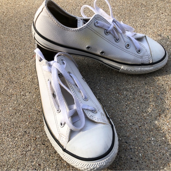 Converse All Star White Faux Leather Sneakers. - Picture 4 of 8